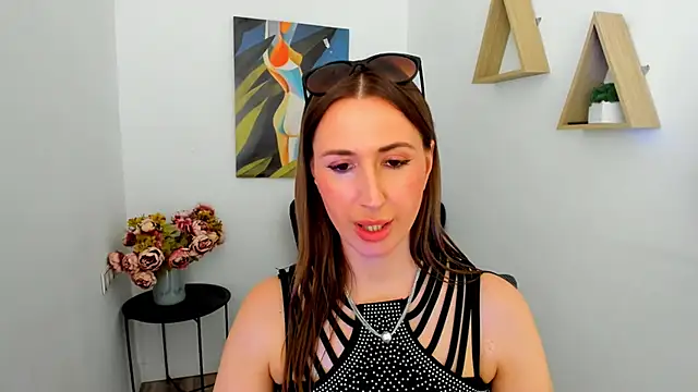 PassionGlow's Live XXX Chat