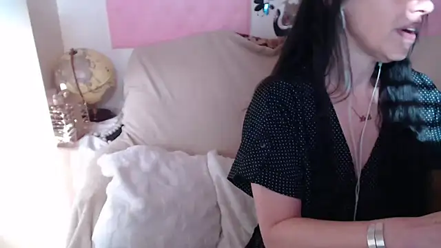 دردشة -Lou_ الجنسية المباشرة