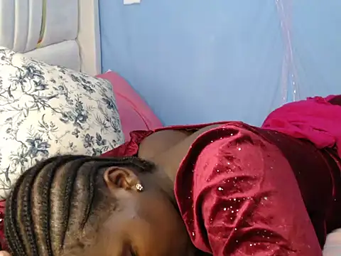 TrishaKalidn Live XXX chat