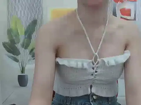 Kim_lan98 现场XXX聊天