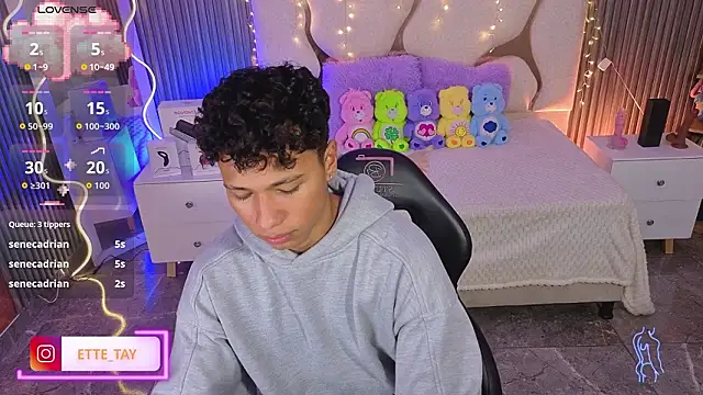 Ette_tay 即時 XXX 聊天