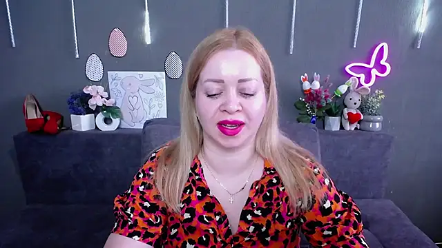 OliviaVerr Adlı Modelin Canlı XXX Sohbeti