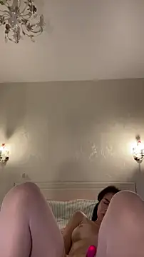 cheekypie Adlı Modelin Canlı XXX Sohbeti