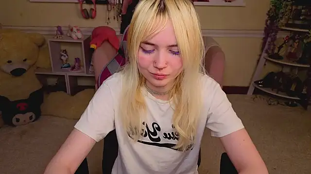 Iris_Ivory's Live XXX Chat