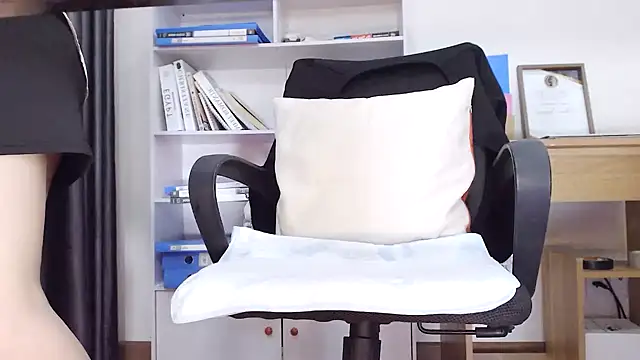 Chatroom XXX en direct de OfficeSexy2k6