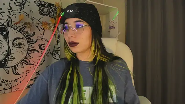 Laughing_Natty Adlı Modelin Canlı XXX Sohbeti