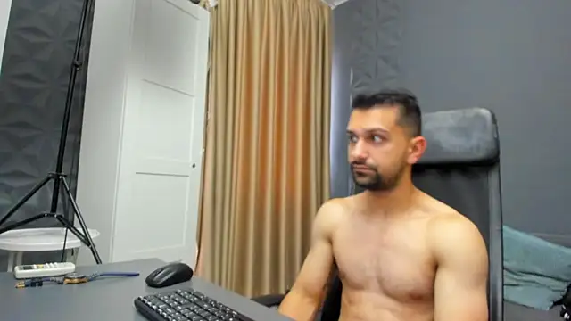BryceReign Webcam Show