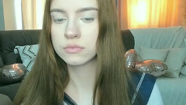 Erica_Kiss: онлайн-секс-чат