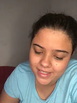 luisahot_9727's Live XXX Chat