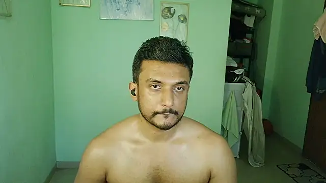 daringcutie Show in webcam