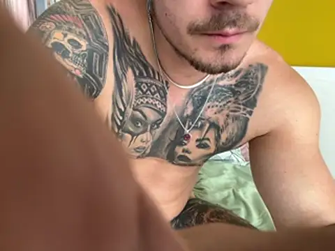 Show de Hot__Tiger na webcam