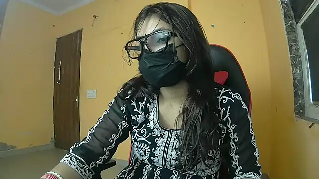 callmeshreya Live XXX-Chat