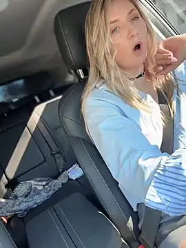 Crazy-RosaのライブXXXチャット