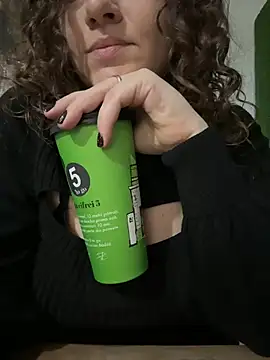 XXX chat uživo modela CrazyTori