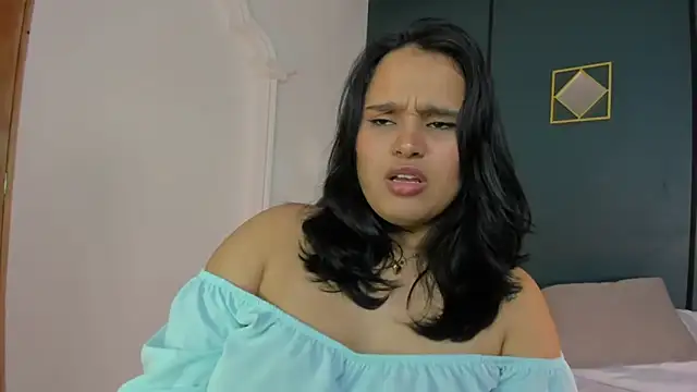 lia_sexx19 élő XXX-chatje