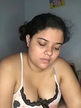 luisahot_9727 élő XXX-chatje