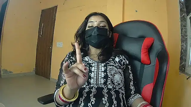 callmeshreyaのライブXXXチャット