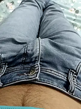 Rocky-badboy_cum4me Chat XXX in diretta