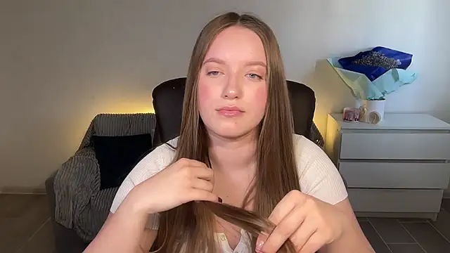 EvaMaddison Adlı Modelin Canlı XXX Sohbeti