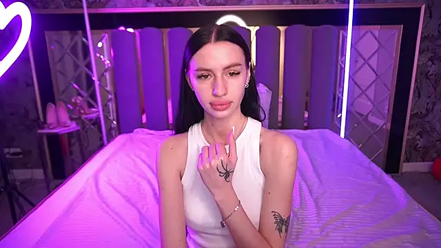 Snow_WhiteeeX's Live XXX Chat