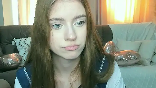 Erica_Kiss' Live XXX Chat