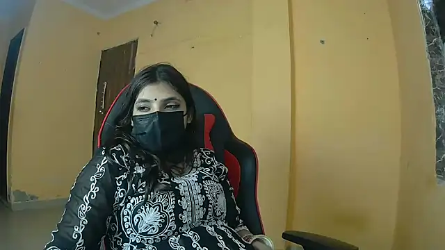 callmeshreya Chat XXX in diretta