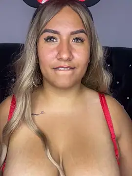 XXX chat uživo modela Iam_Ambar