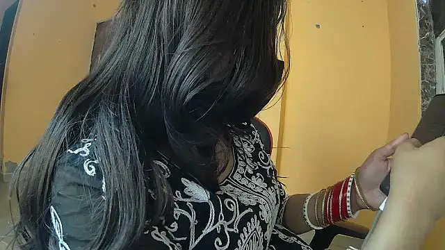 callmeshreya – Live XXX-chat