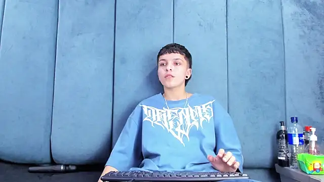 Chat +18 de Megan_Thompson_ ao vivo