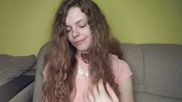 RayaNenlia Chat XXX live