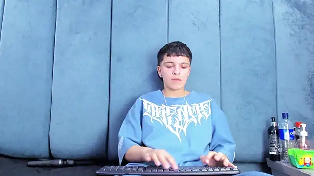 Chatroom XXX en direct de Megan_Thompson_