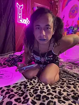 TranSexualJade95 élő XXX-chatje