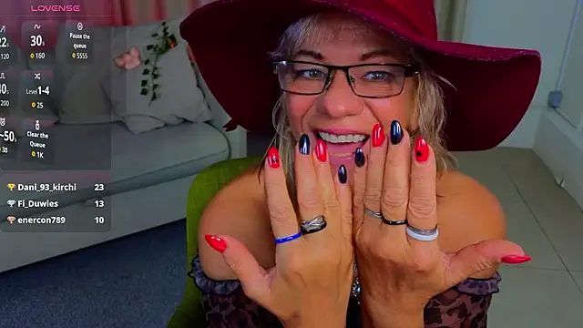 AnittaHarris_ 现场XXX聊天