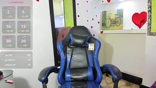 XXX chat uživo modela honeyluxe_