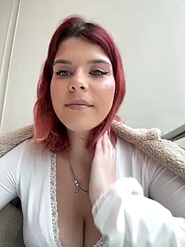 Živý XXX chat RiriRoseey