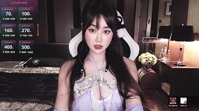 Aurora_-77's Live XXX Chat