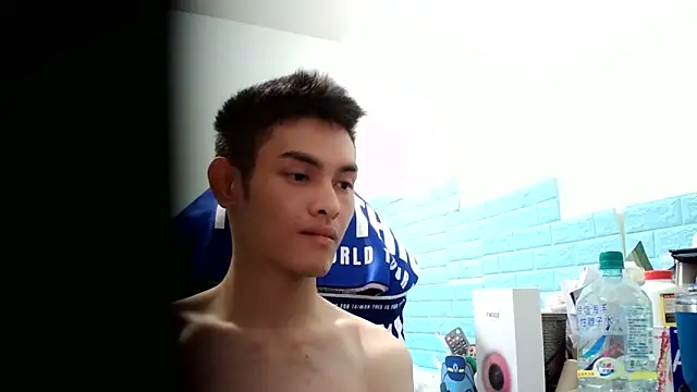 thisisbook_223 webkamerás műsora