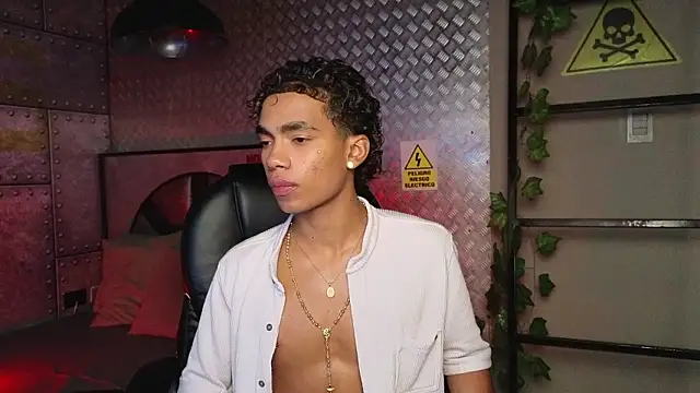 Czat XXX na żywo – AlanCutee