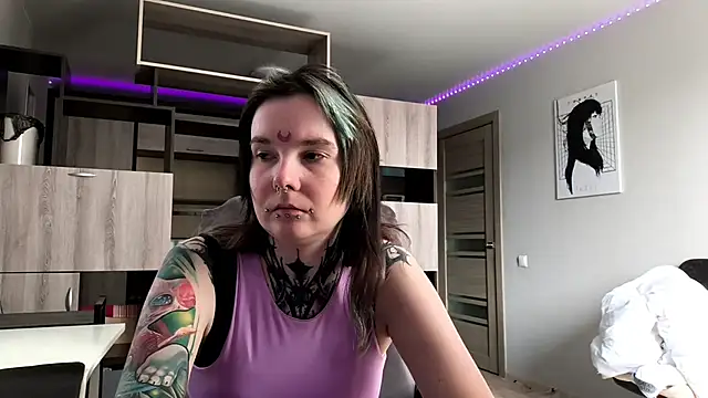 Chatroom XXX en direct de HighelikeGirl