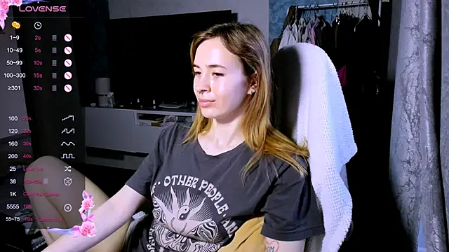 ZoyaMill's Live XXX Chat