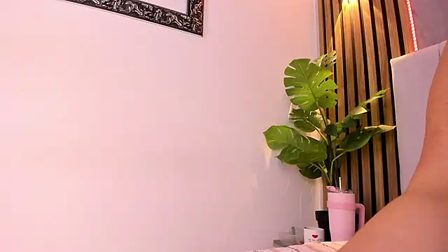 Carlotta_de_velour Live XXX-Chat