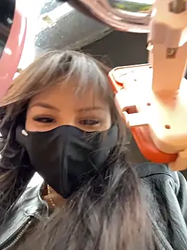 Carlin-yiyi 网络视讯表演