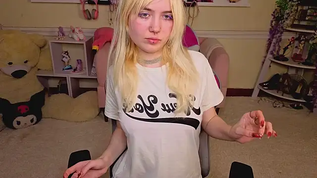 Živý XXX chat Iris_Ivory