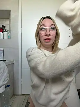 Giuliana_baby – Live XXX-chat