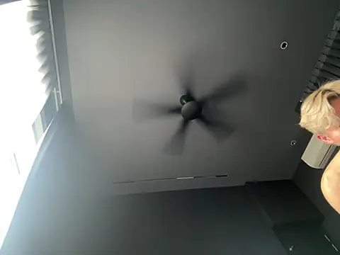 zachlee_69 Show Webcam