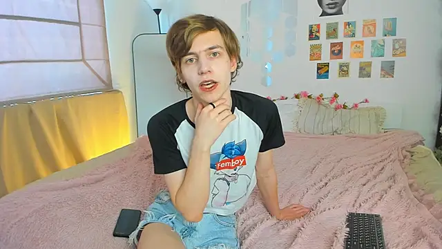 AvenGlow 网络视讯表演