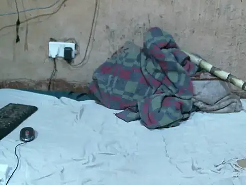 Chatroom XXX en direct de SEXY-NAIMA