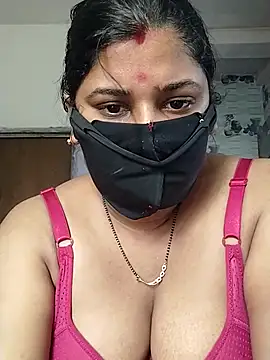 pinkisaha75: онлайн-секс-чат