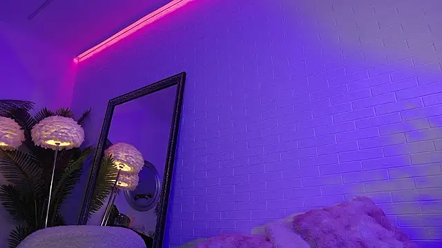 AnnastasiaJune Webcam show