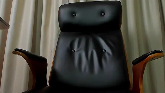 Онлайн чат XXX ClintMasters